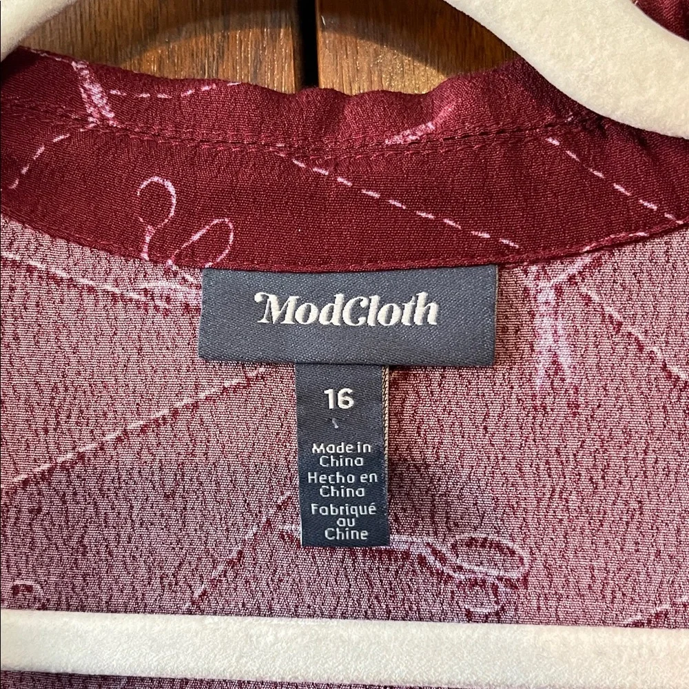 ModCloth A Cut Above Average Shirt Dress with a shears/scissors print size 16 - Picture 2 of 3